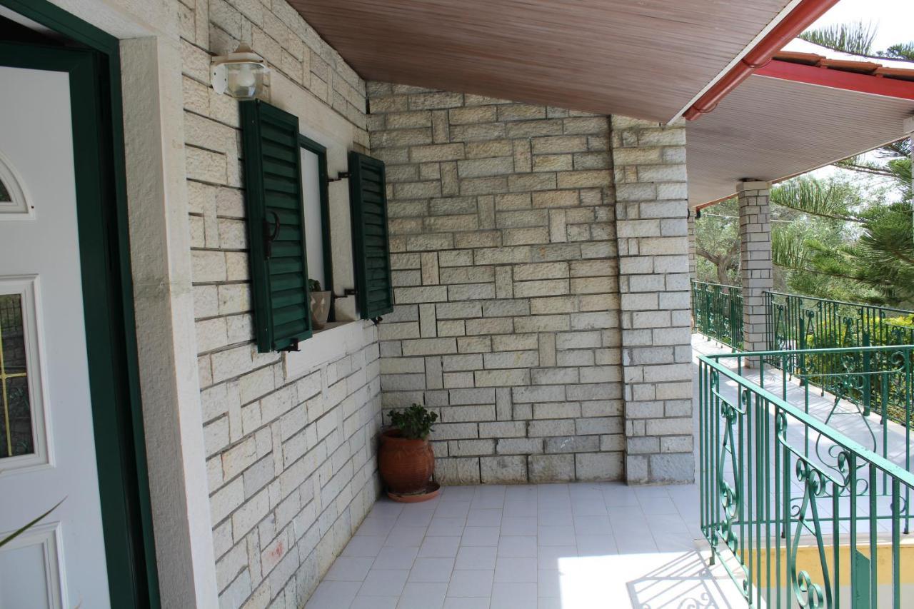 Paxos Rock Apartments Gáios Exterior foto