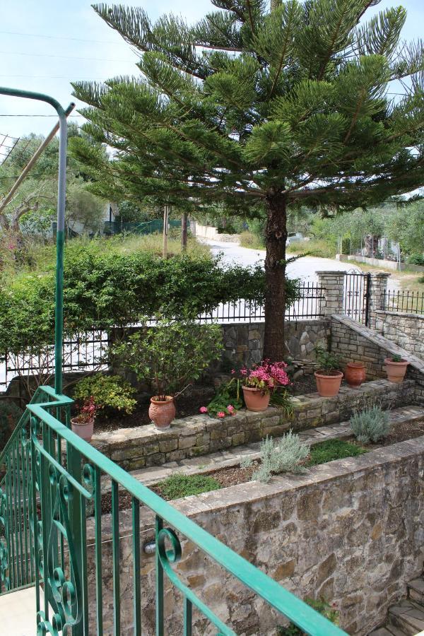 Paxos Rock Apartments Gáios Exterior foto